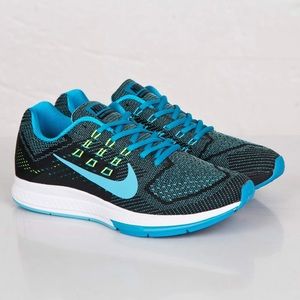 Men’s Nike Air Zoom Structure Shoes
